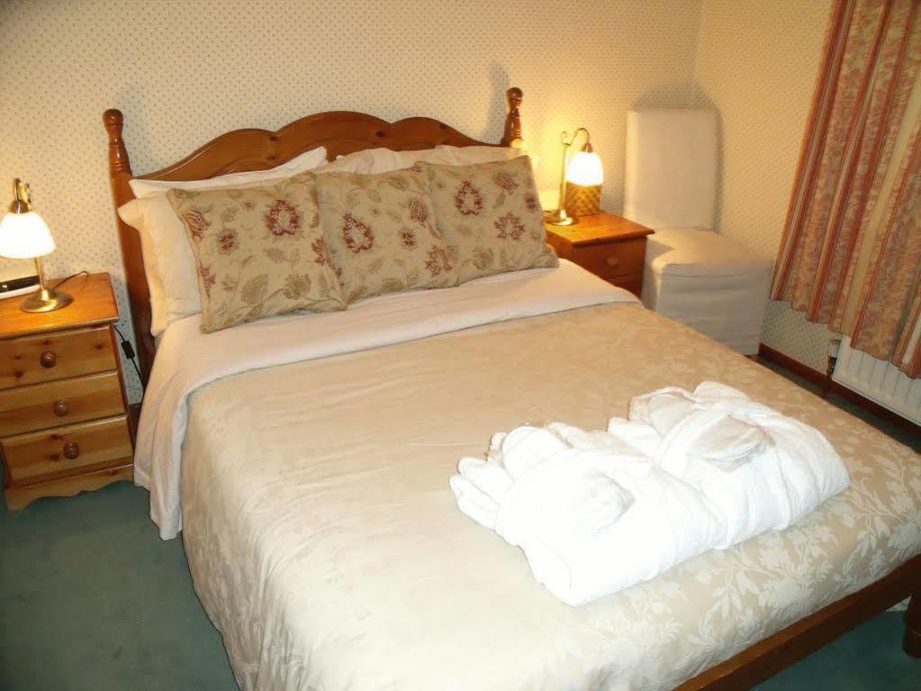 Home From Home Bed And Breakfast CBG Exteriör bild